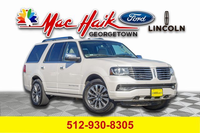 Used 2017 Lincoln Navigator Select image 1