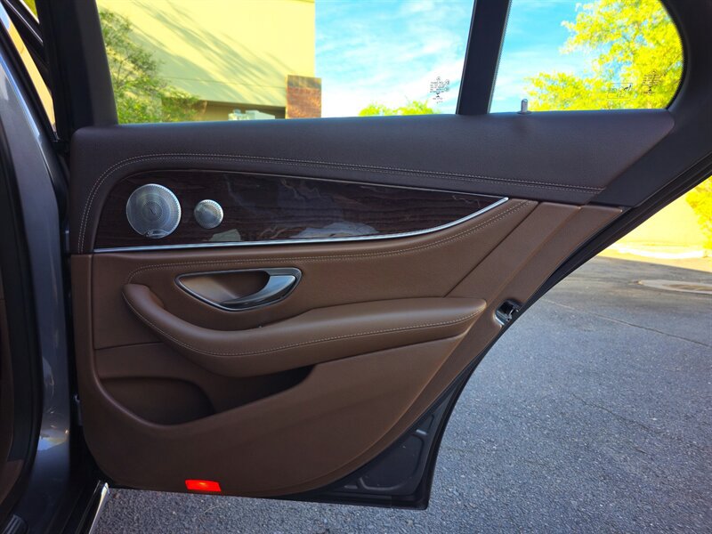 Used 2017 Mercedes-Benz E 300 image 32