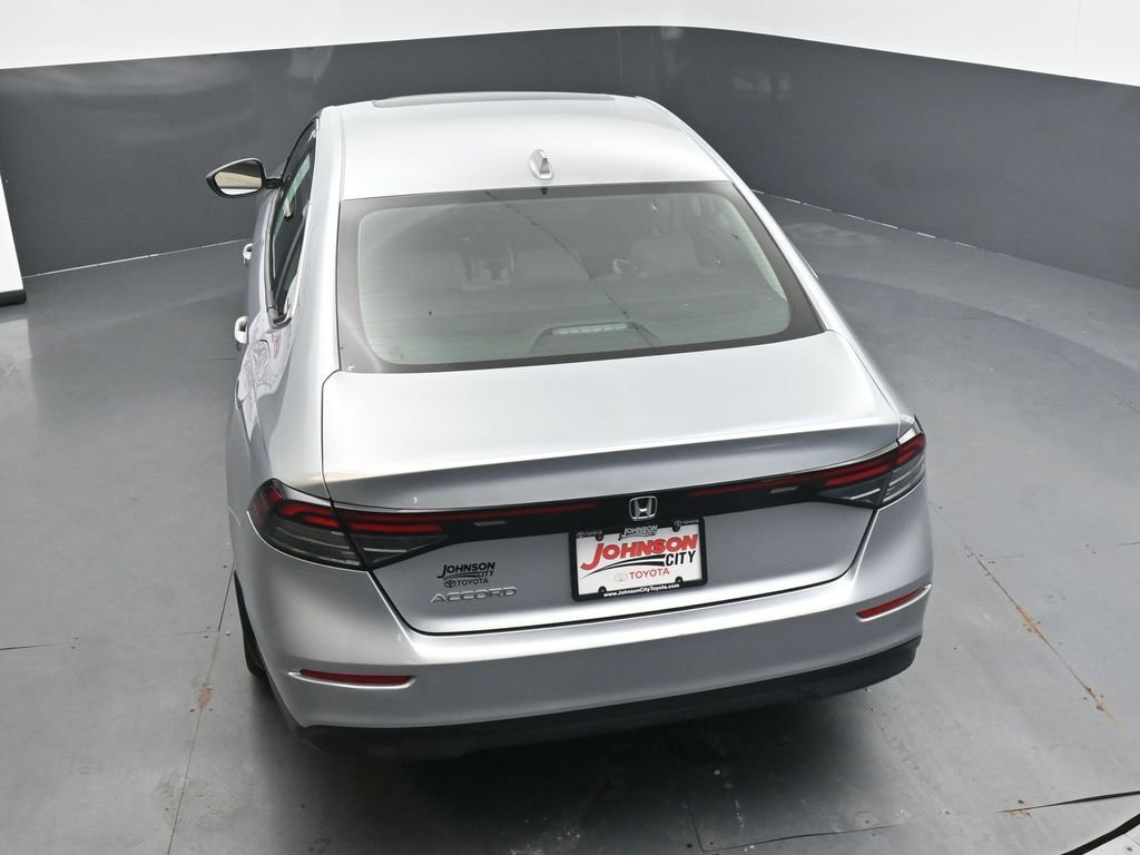 Used 2024 Honda Accord EX image 29
