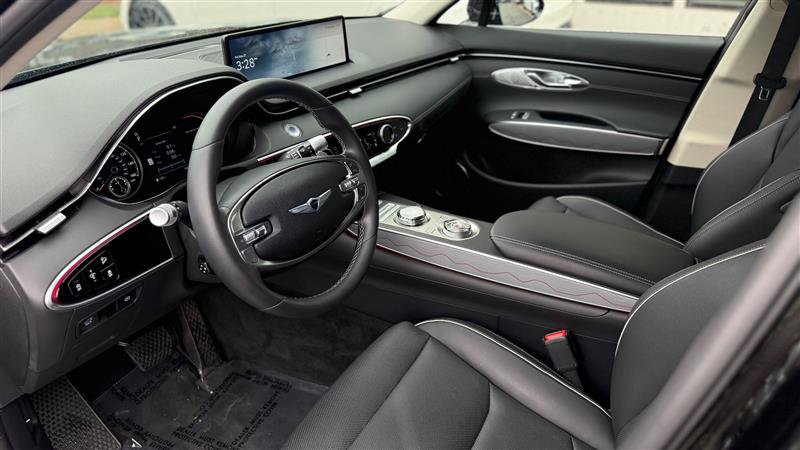 Used 2024 Genesis GV70 2.5T w/ Advanced Package image 10