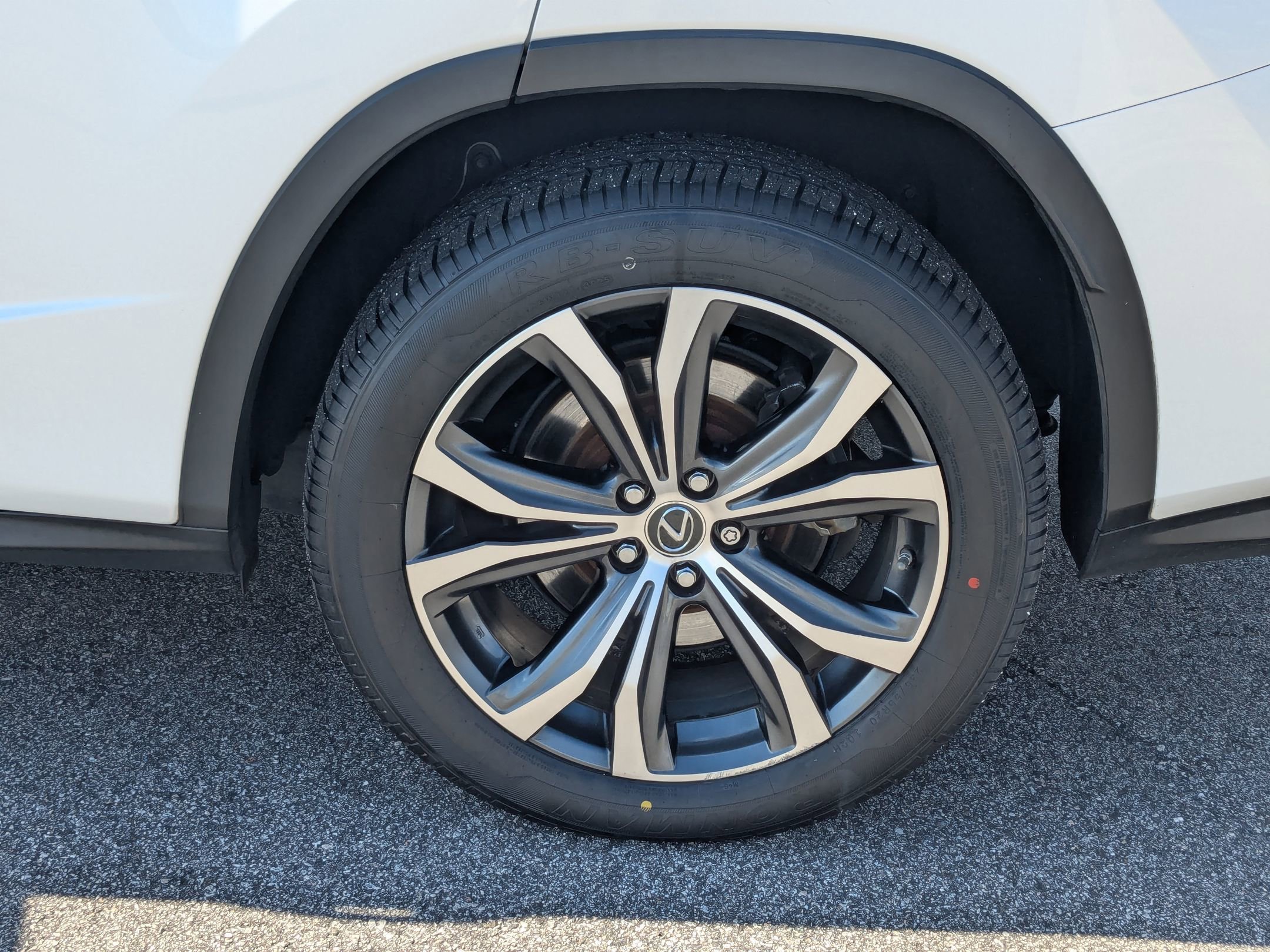 Used 2018 Lexus RX 350L FWD w/ Premium Package image 33