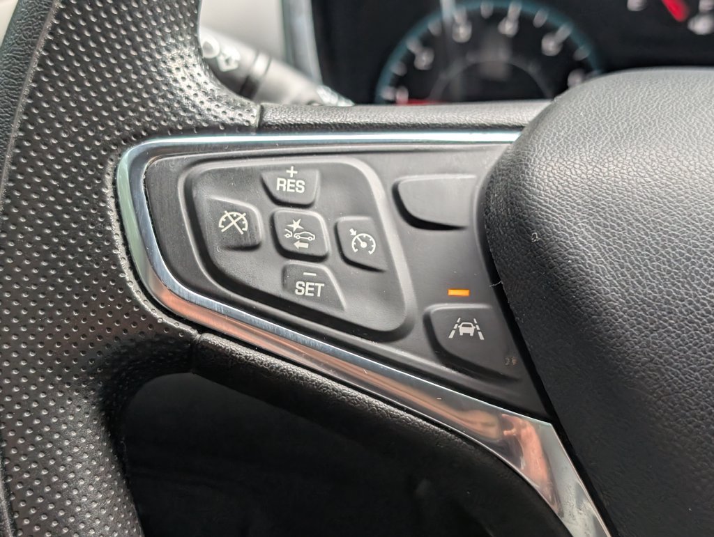 Used 2024 Chevrolet Equinox LS w/ Driver Confidence II Package FWD image 25