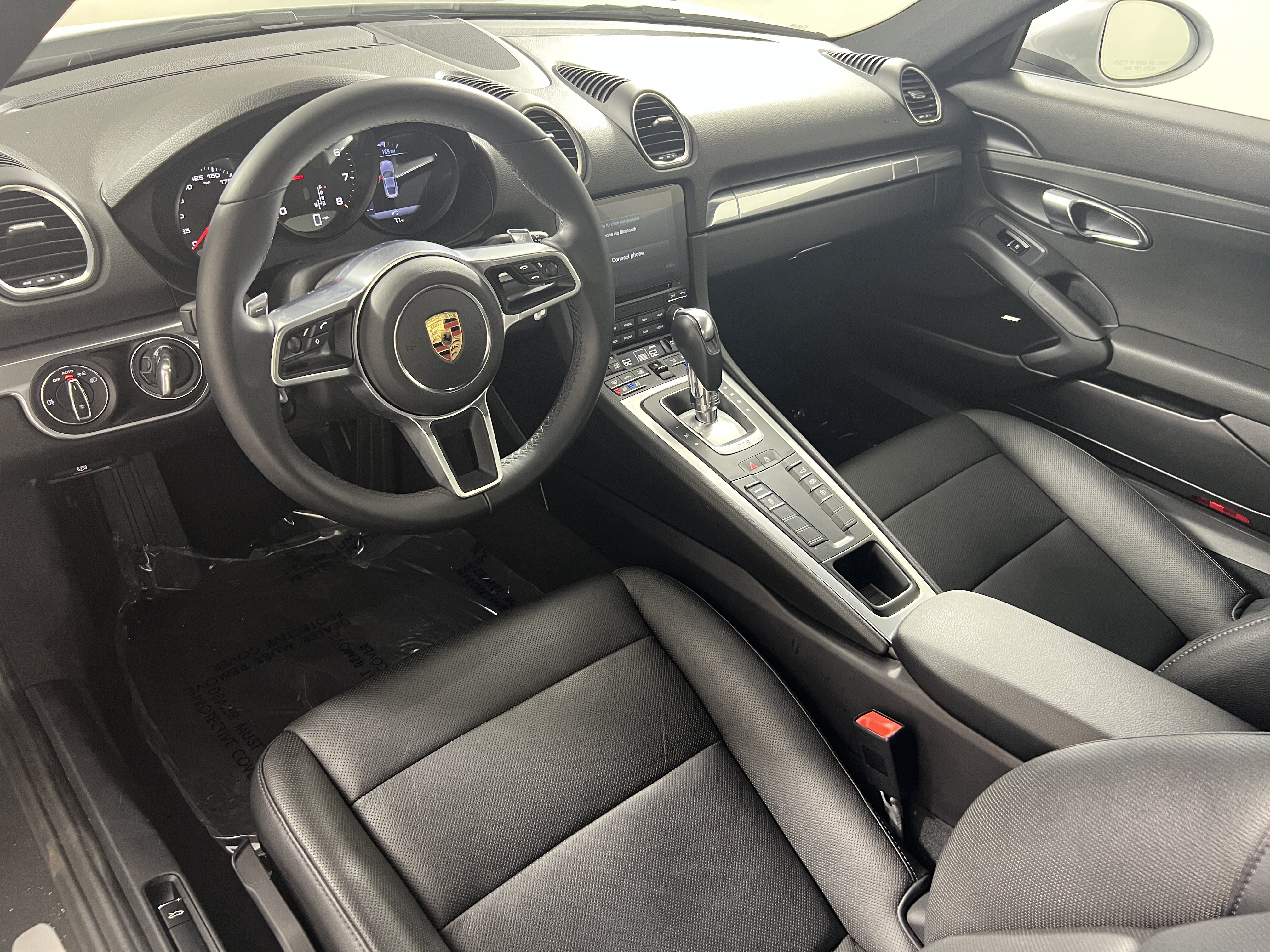 Certified 2024 Porsche 718 Cayman RWD image 4