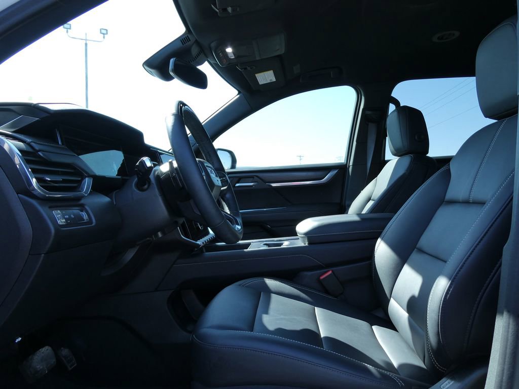 Certified 2025 GMC Acadia Elevation w/ Super Cruise Package FWD image 23