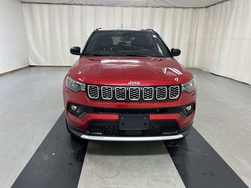 Used 2024 Jeep Compass Limited AWD/4WD image 3