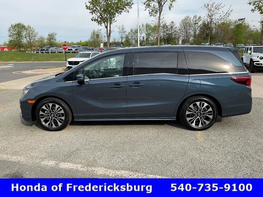Used 2026 Honda Odyssey Elite image 3