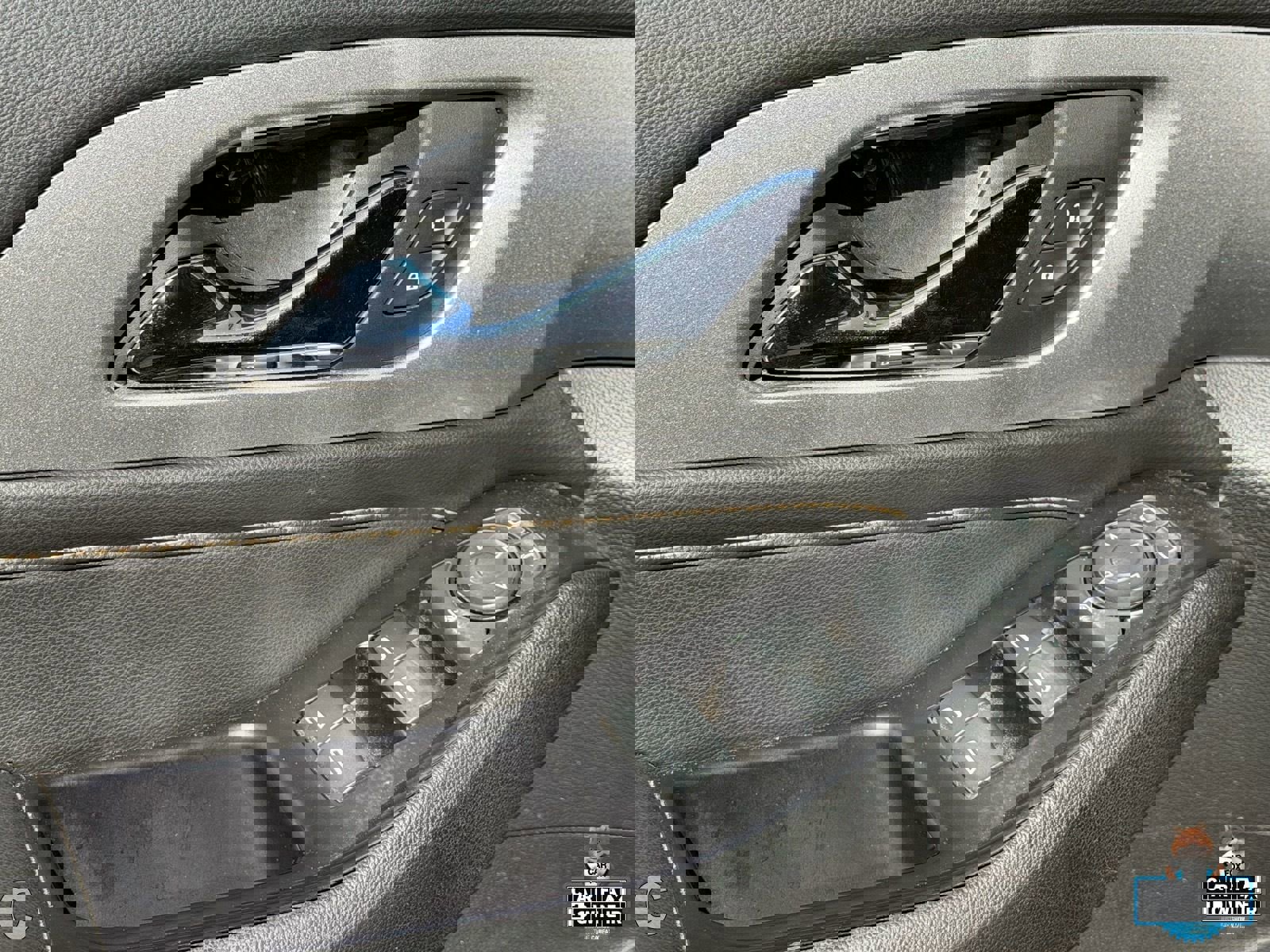 Used 2018 Chevrolet Traverse LS FWD image 13