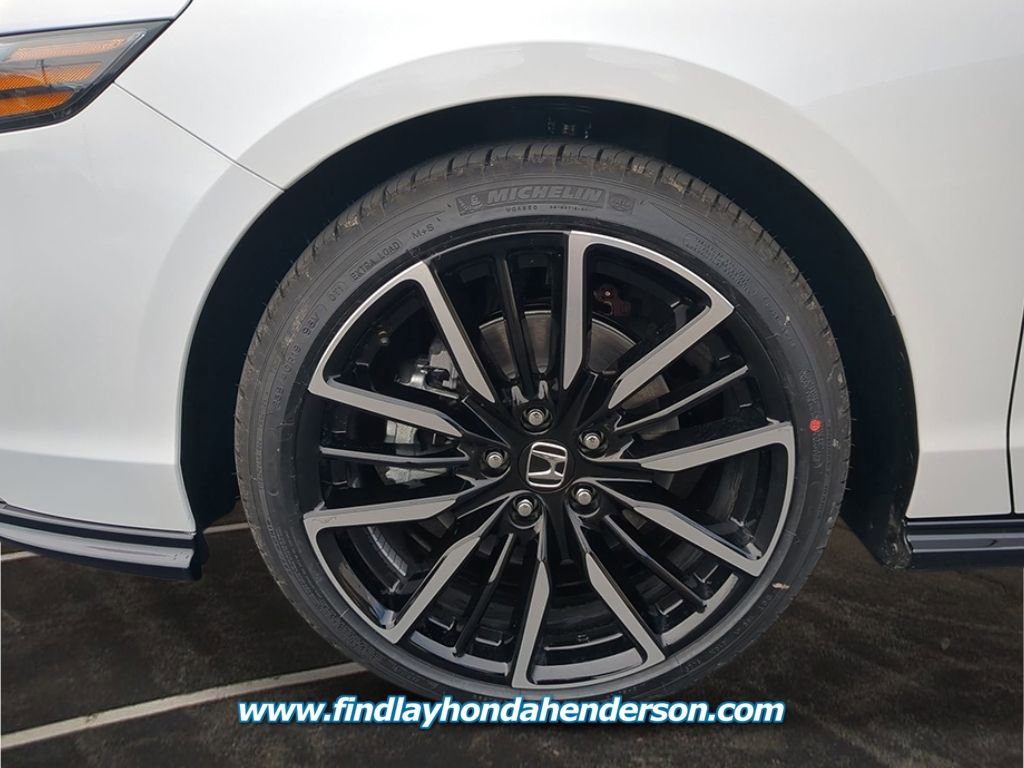 New 2026 Honda Accord Touring image 9