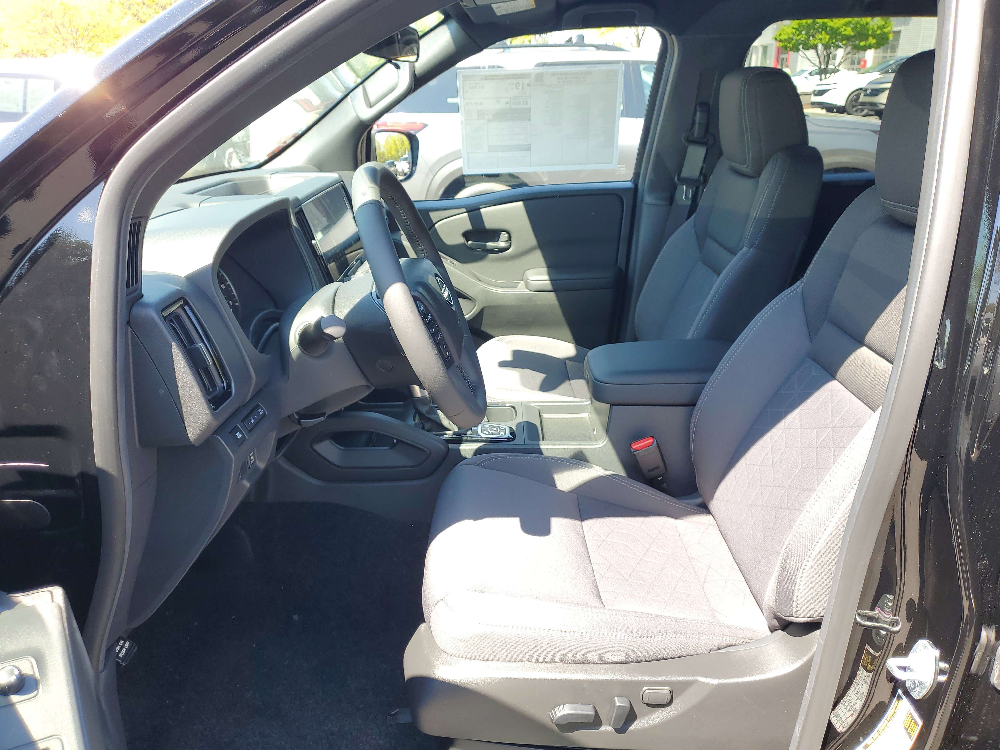 New 2026 Nissan Frontier SV w/ SV Convenience Package AWD/4WD image 5