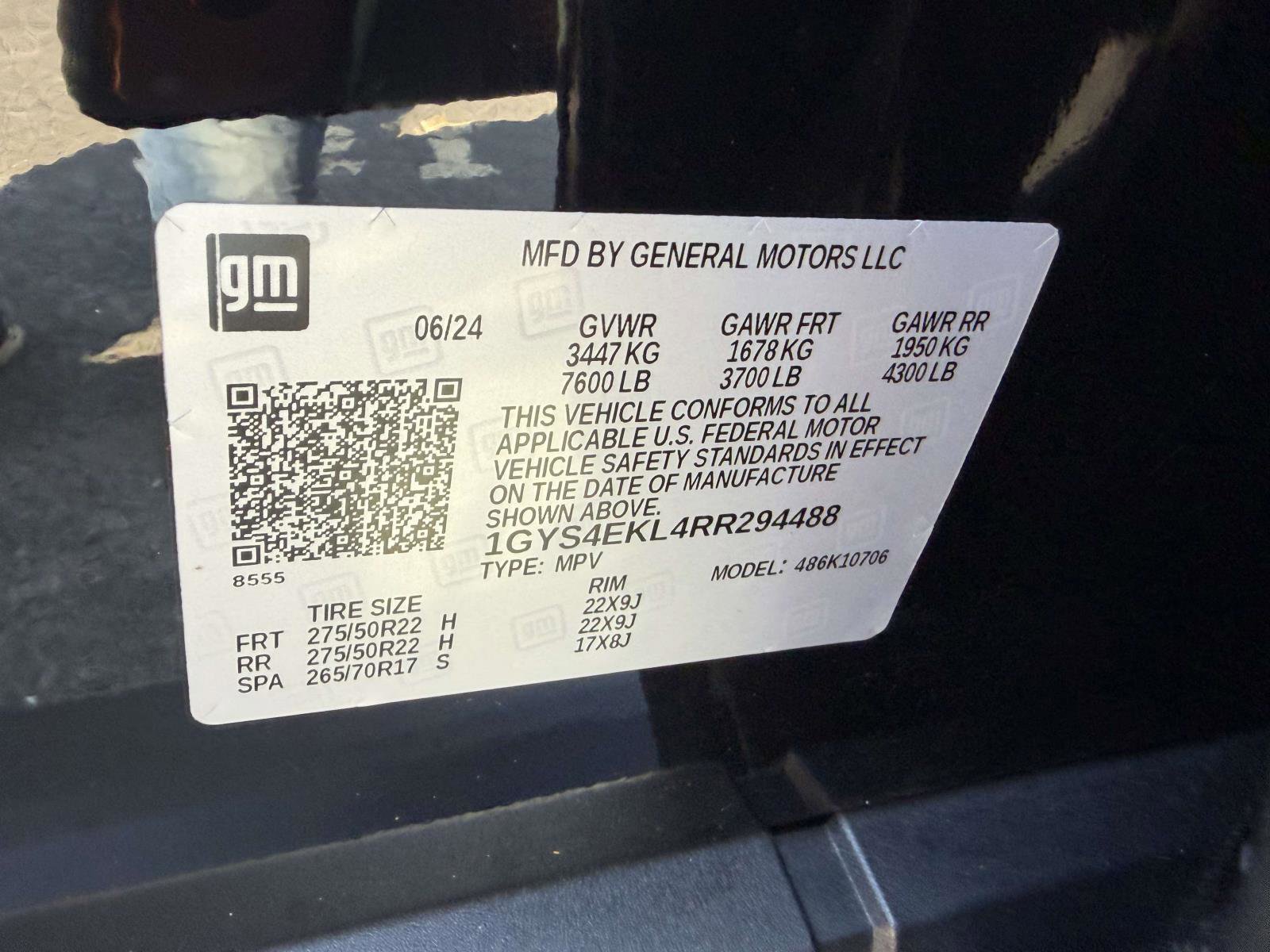 Certified 2024 Cadillac Escalade Sport w/ LPO, ONYX Package AWD/4WD image 17