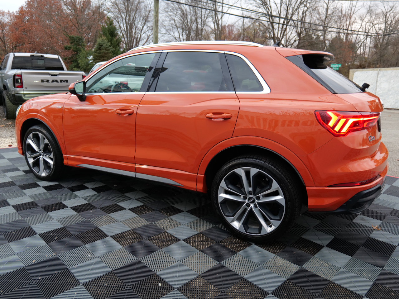 Used 2019 Audi Q3 2.0T Premium Plus w/ Premium Plus Package image 72