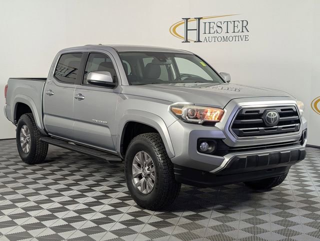 Used 2018 Toyota Tacoma SR5 image 2