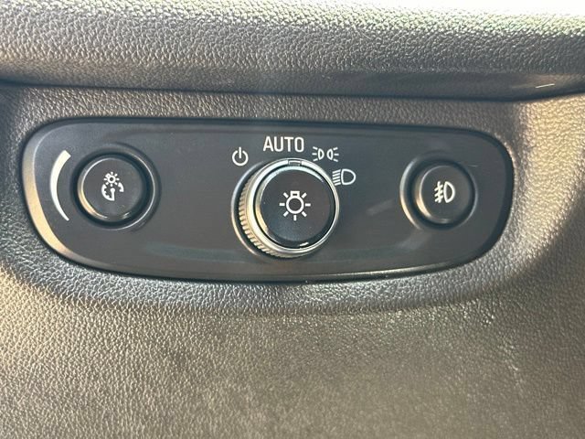 Used 2018 Buick Regal Preferred AWD/4WD image 27