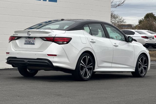 Used 2022 Nissan Sentra SR w/ SR Premium Package image 4