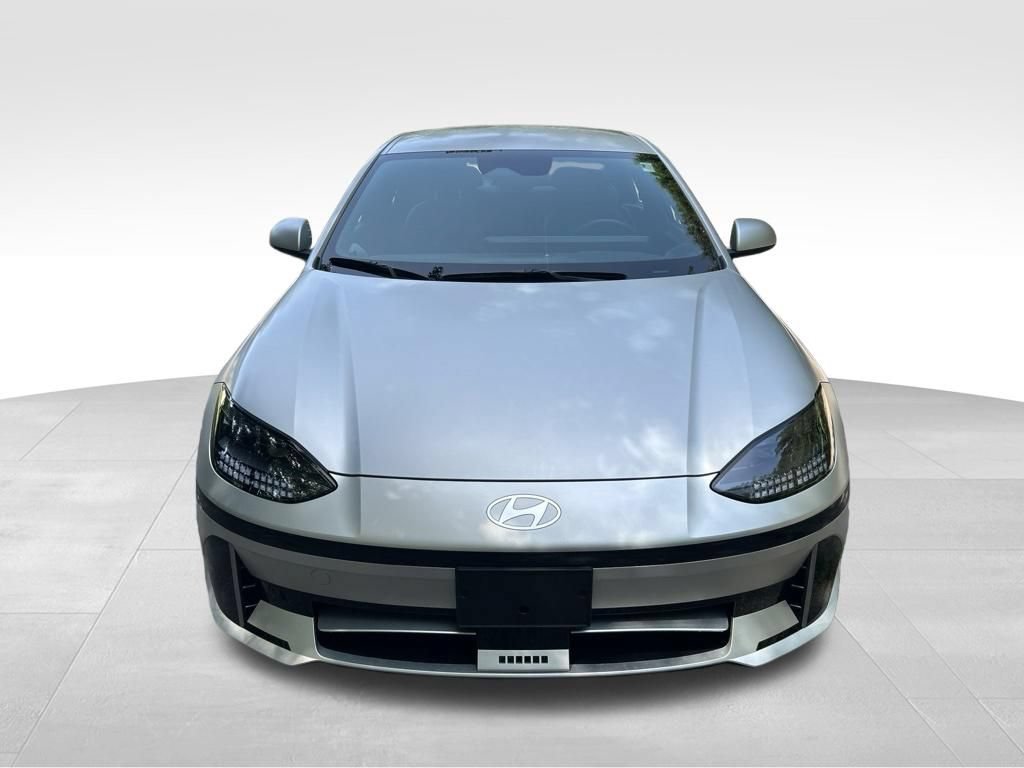 Used 2024 Hyundai Ioniq 6 SEL AWD/4WD image 9
