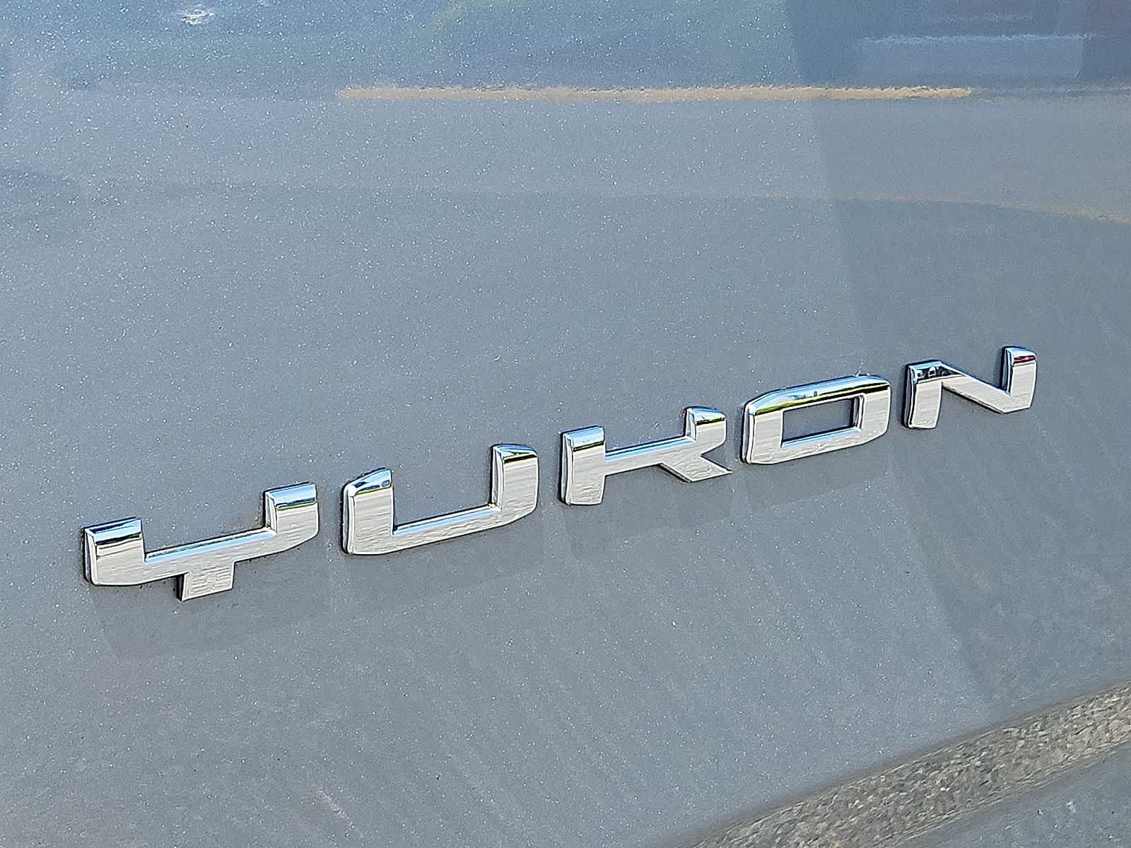 Used 2024 GMC Yukon SLT AWD/4WD image 37