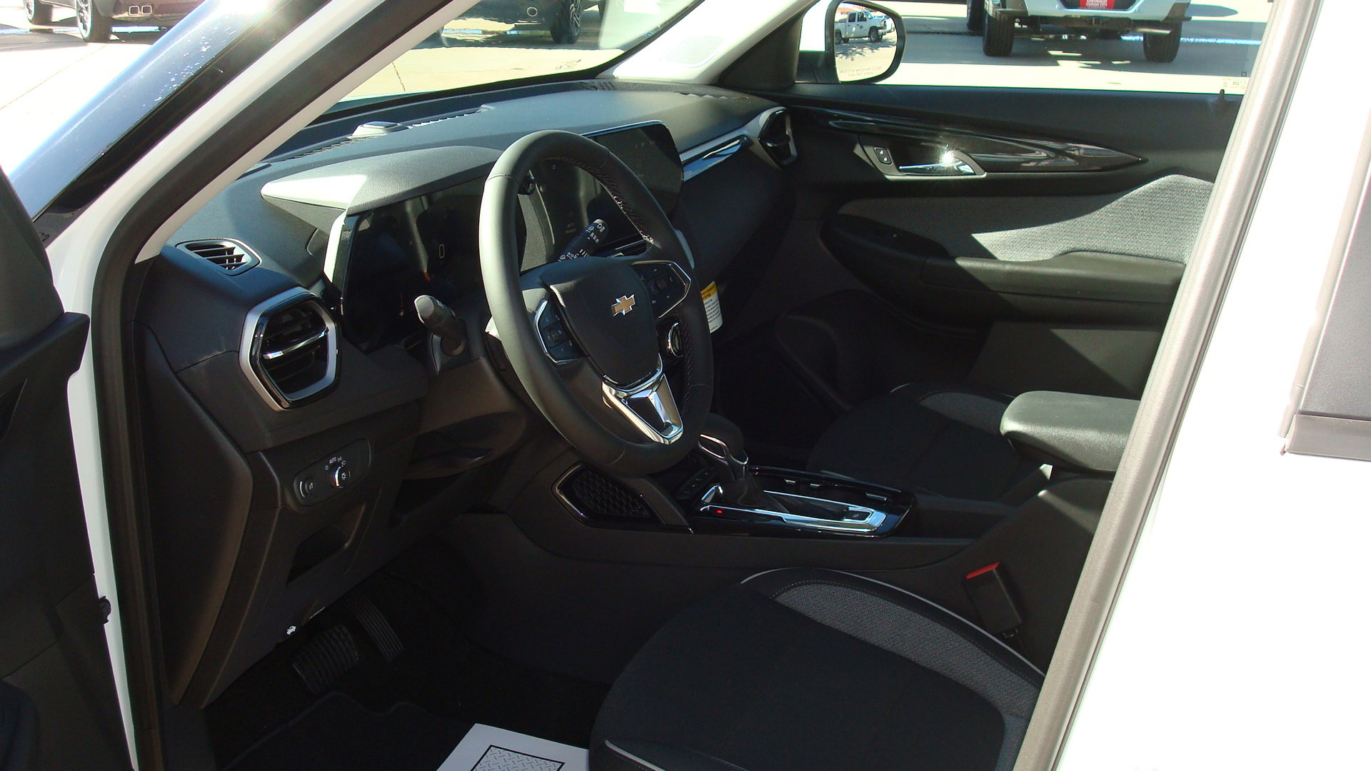 New 2026 Chevrolet TrailBlazer LT image 8