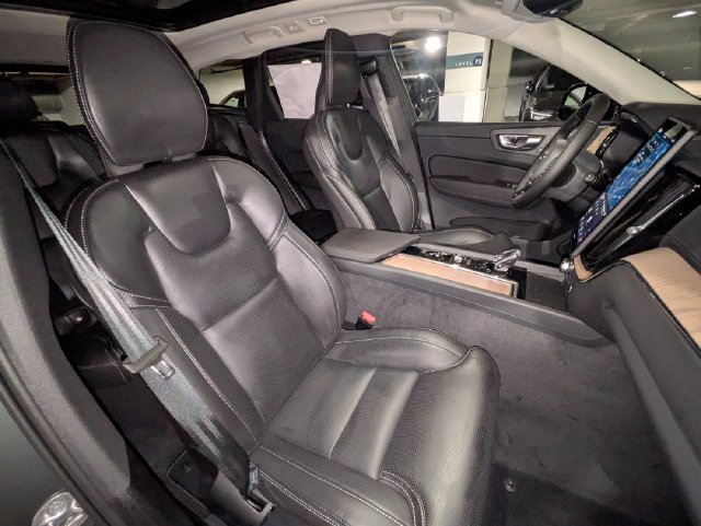 New 2026 Volvo XC60 B5 Ultra w/ Climate Package AWD/4WD image 30