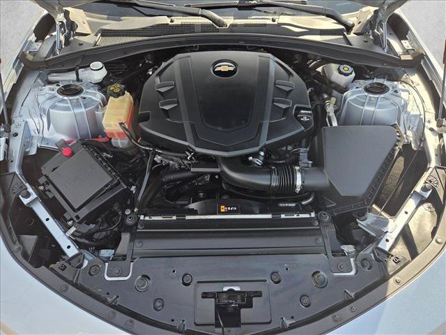 Used 2017 Chevrolet Camaro LT RWD image 26
