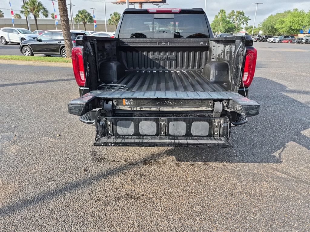Used 2024 GMC Sierra 1500 SLT AWD/4WD image 19