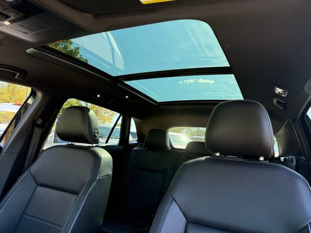 Used 2021 Volkswagen Atlas Cross Sport SEL image 40