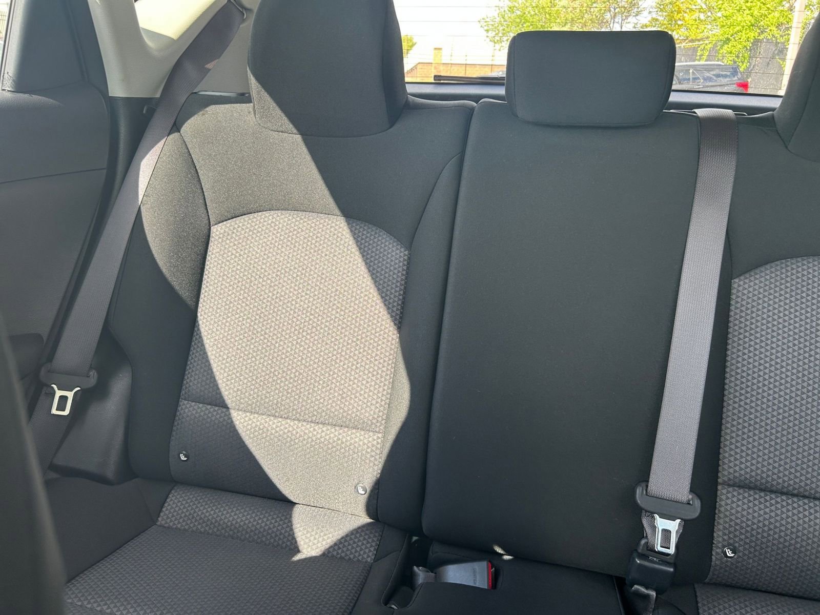 Used 2025 Kia Soul LX w/ LX Technology Package FWD image 34