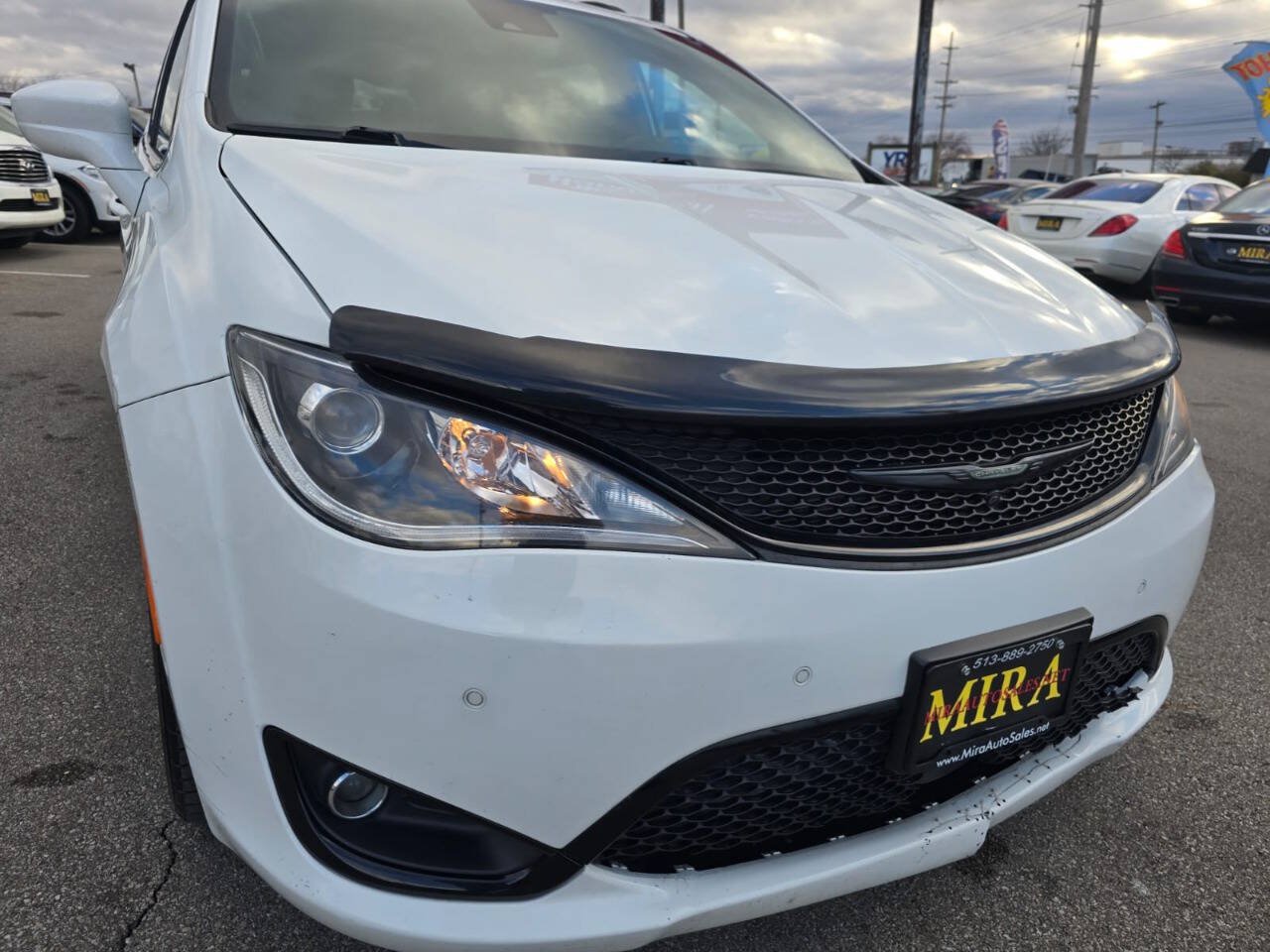 Used 2020 Chrysler Pacifica Touring w/ Advanced Safetytec Group FWD image 67