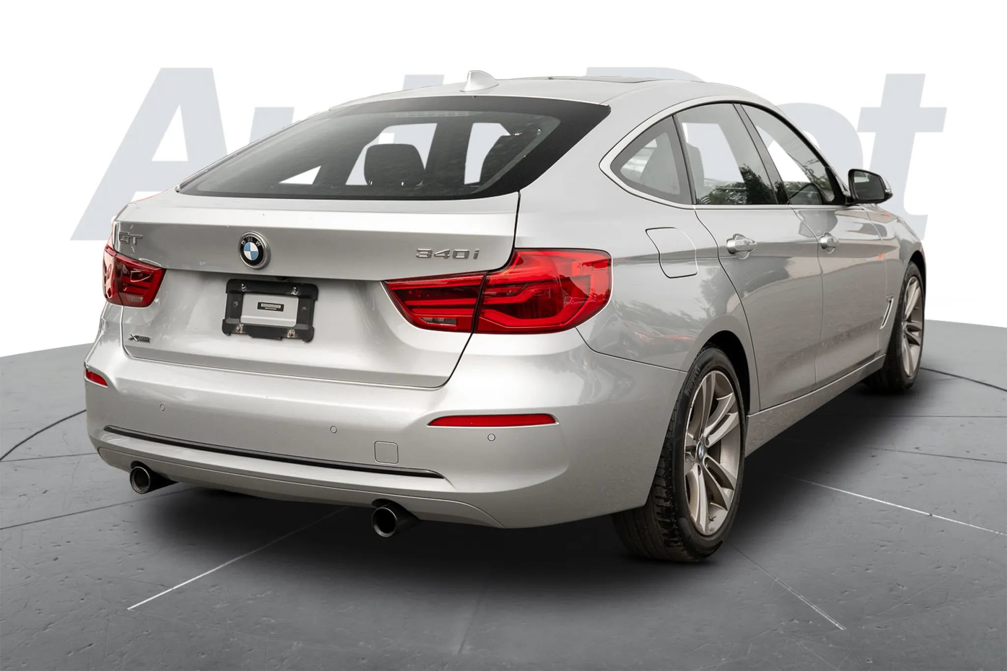 Used 2017 BMW 340i Gran Turismo xDrive AWD/4WD image 3