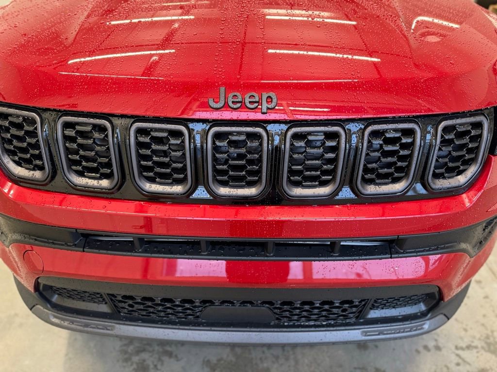 New 2026 Jeep Compass Latitude image 16
