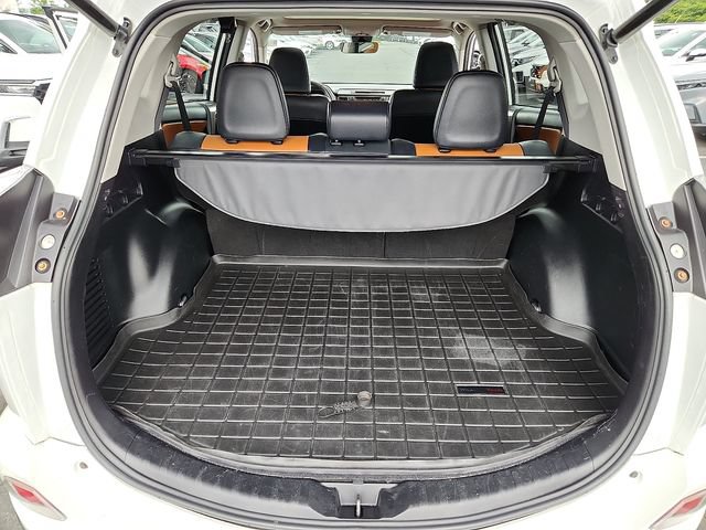 Used 2016 Toyota RAV4 Limited AWD/4WD image 27