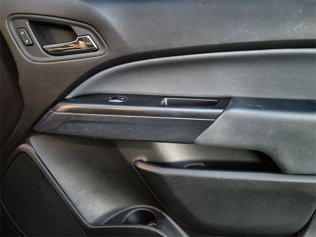 Used 2016 Chevrolet Colorado Z71 w/ Z71 Midnight Edition image 22