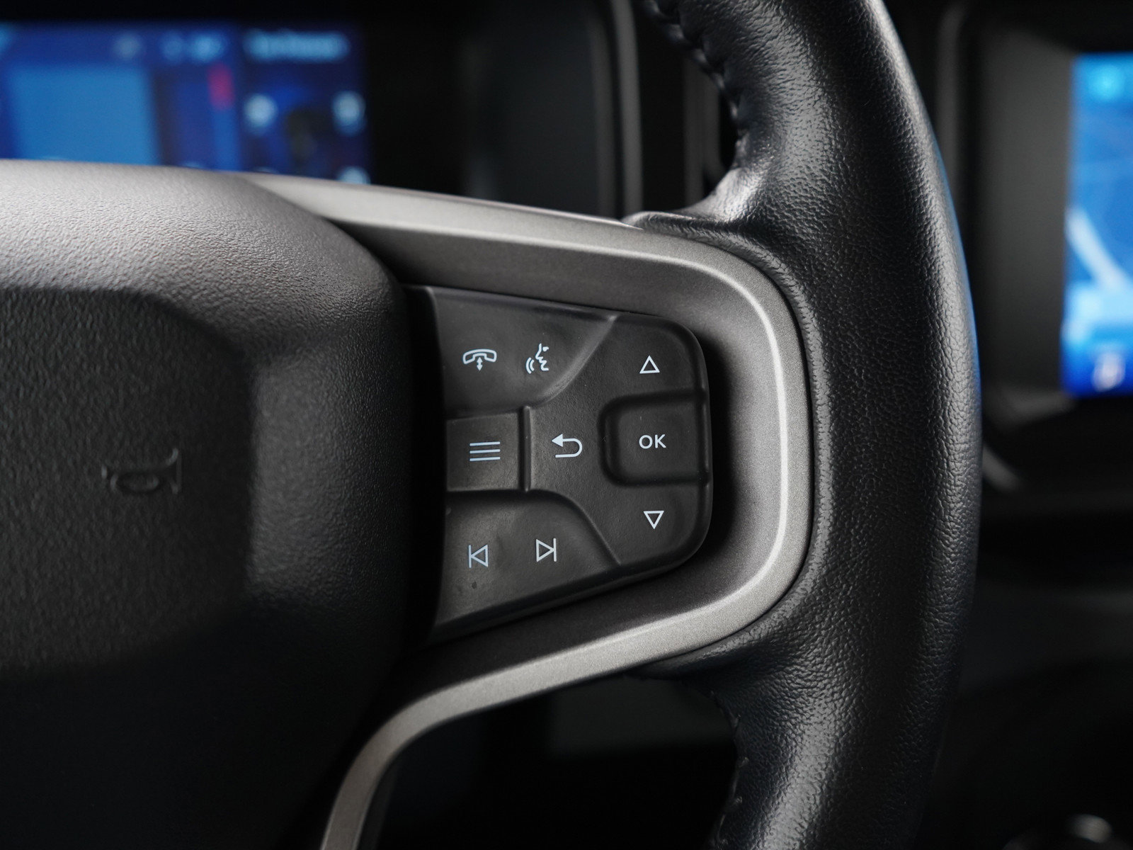 Used 2021 Ford Bronco Black Diamond image 26