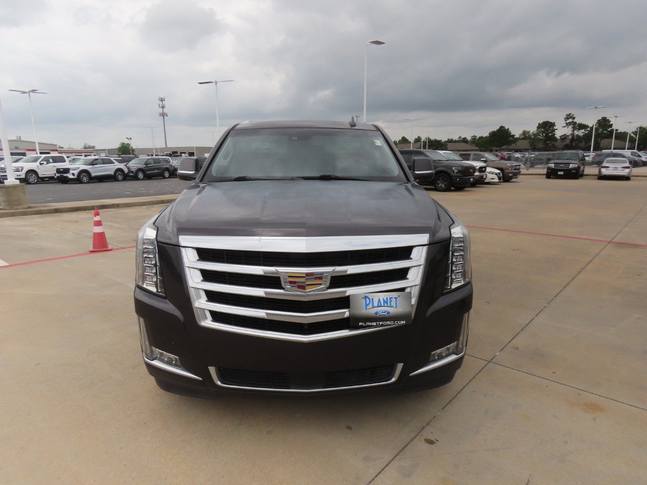 Used 2015 Cadillac Escalade Premium AWD/4WD image 5