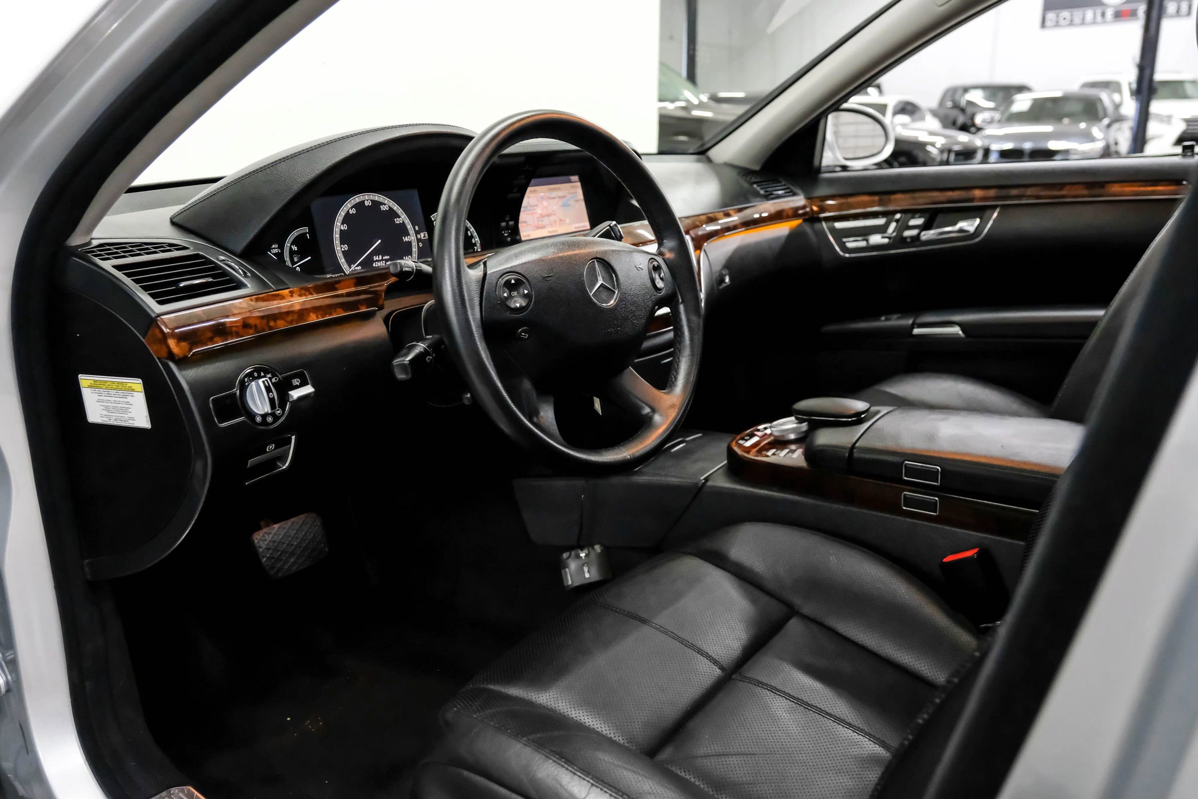 Used 2007 Mercedes-Benz S 550 image 2