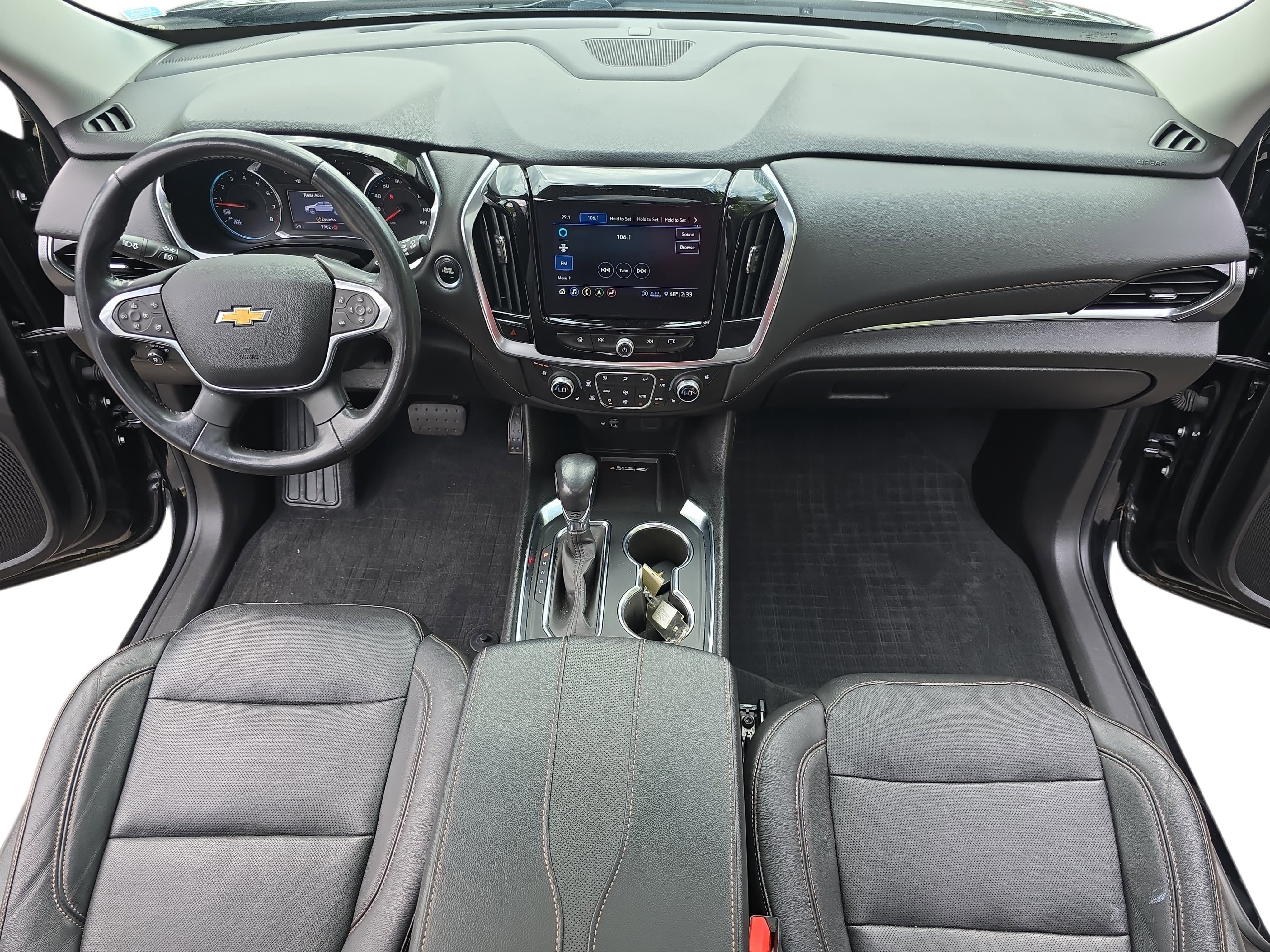 Used 2021 Chevrolet Traverse Premier w/ Redline Edition FWD image 9