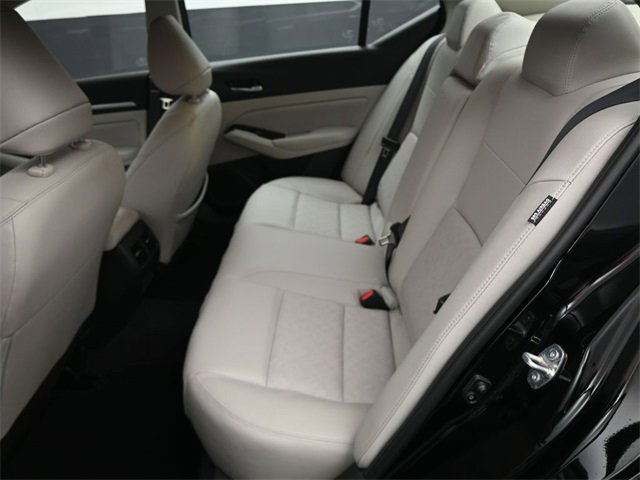 Used 2025 Nissan Altima 2.5 SL image 21