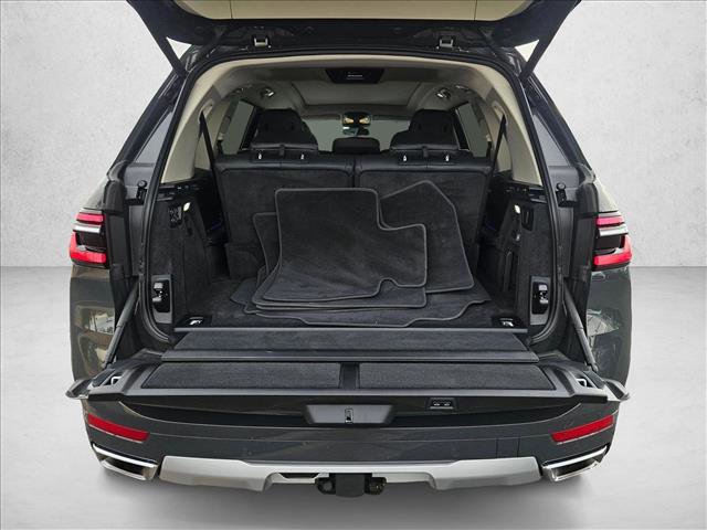 Certified 2024 BMW X7 xDrive40i image 6