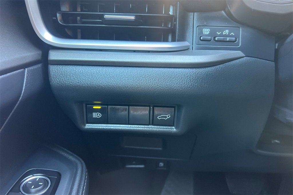 Certified 2025 Toyota Grand Highlander AWD image 30