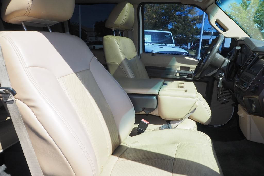 Used 2011 Ford F350 Lariat w/ Lariat Ultimate Pkg AWD/4WD image 16