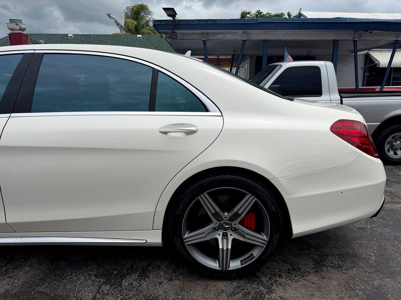 Used 2017 Mercedes-Benz S 63 AMG 4MATIC Sedan image 18