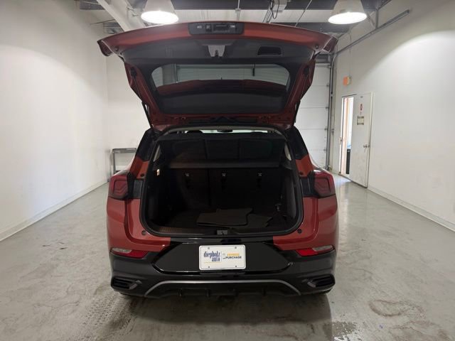 Certified 2024 Buick Encore GX Sport Touring image 7