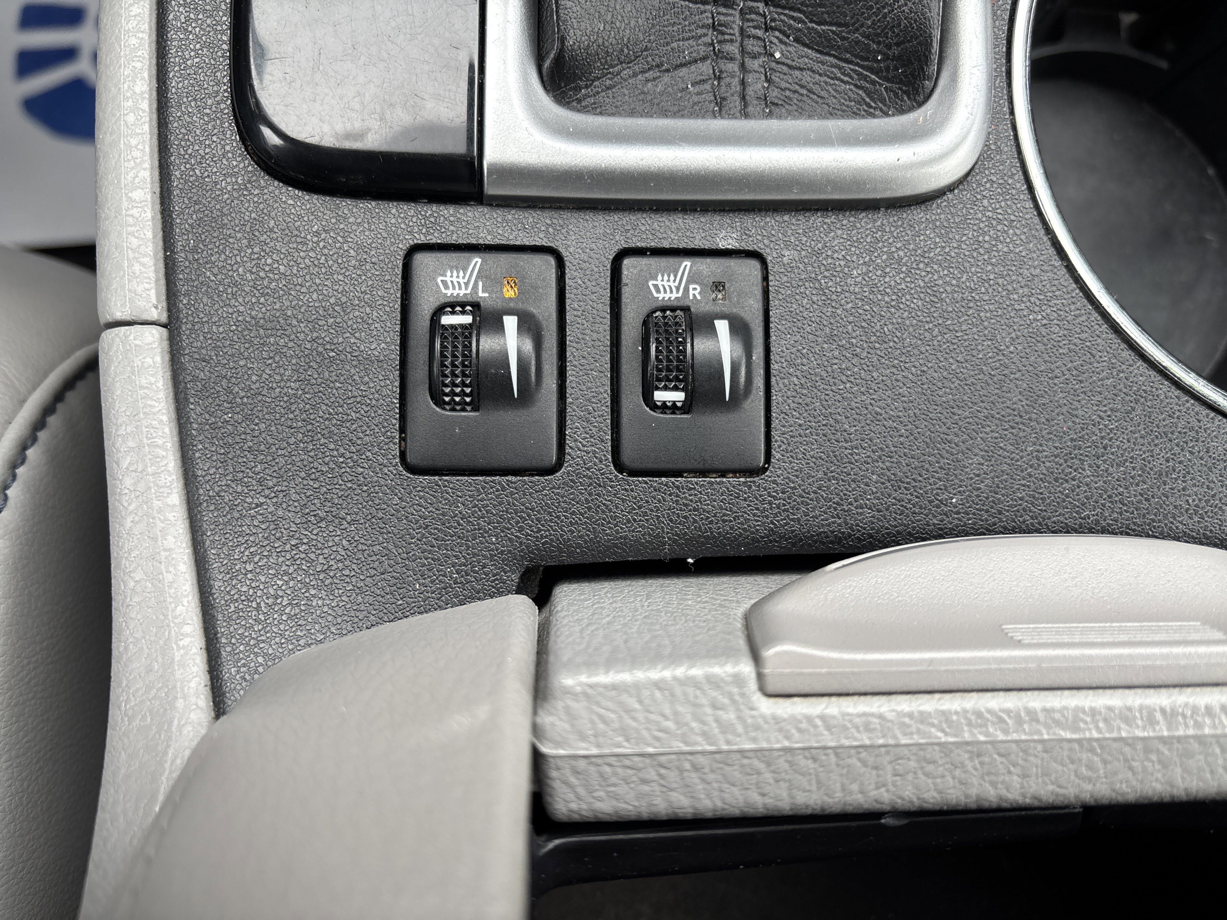 Used 2018 Toyota Highlander XLE image 27