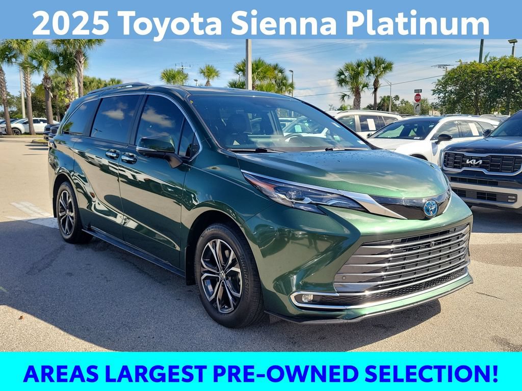 Used 2025 Toyota Sienna Platinum AWD/4WD image 3