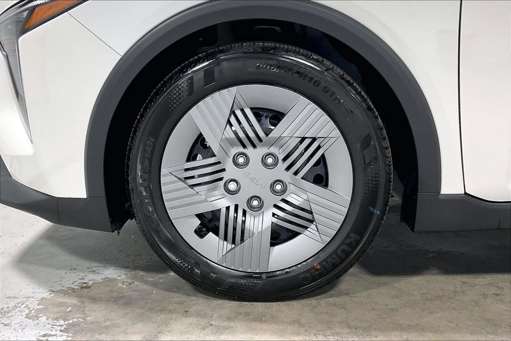 New 2026 Kia K4 FWD image 30