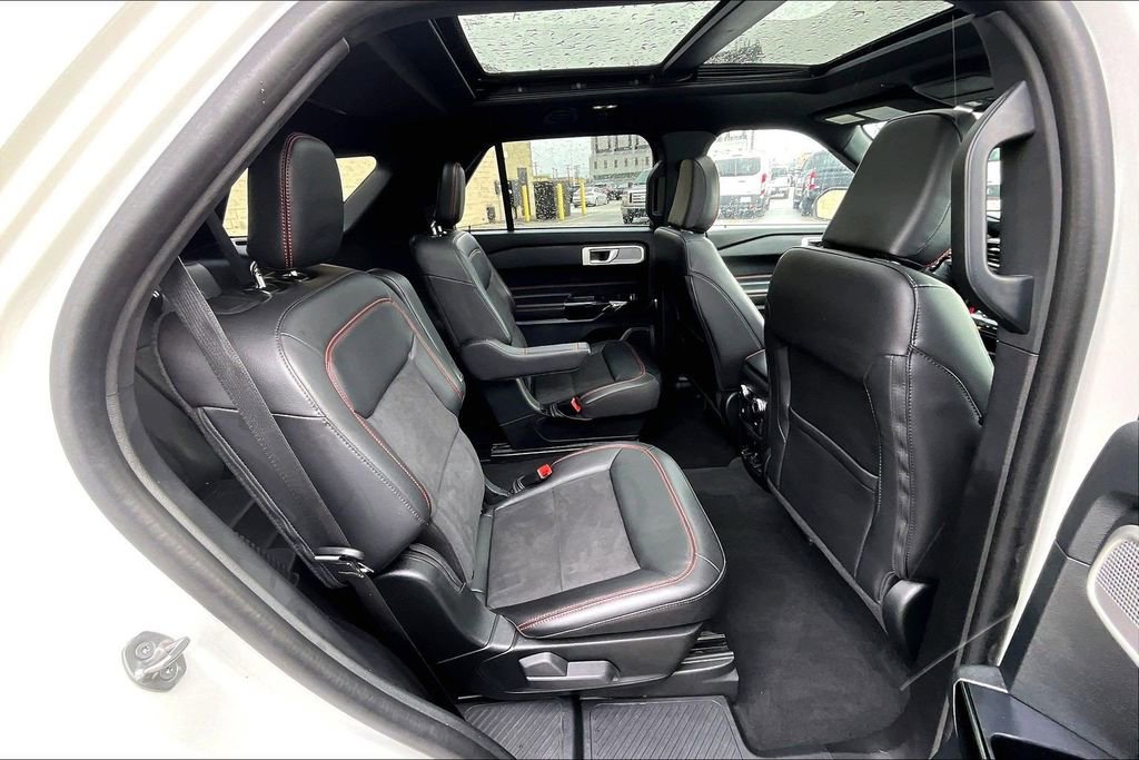 Used 2022 Ford Explorer ST-Line w/ Class IV Trailer Tow Package image 26