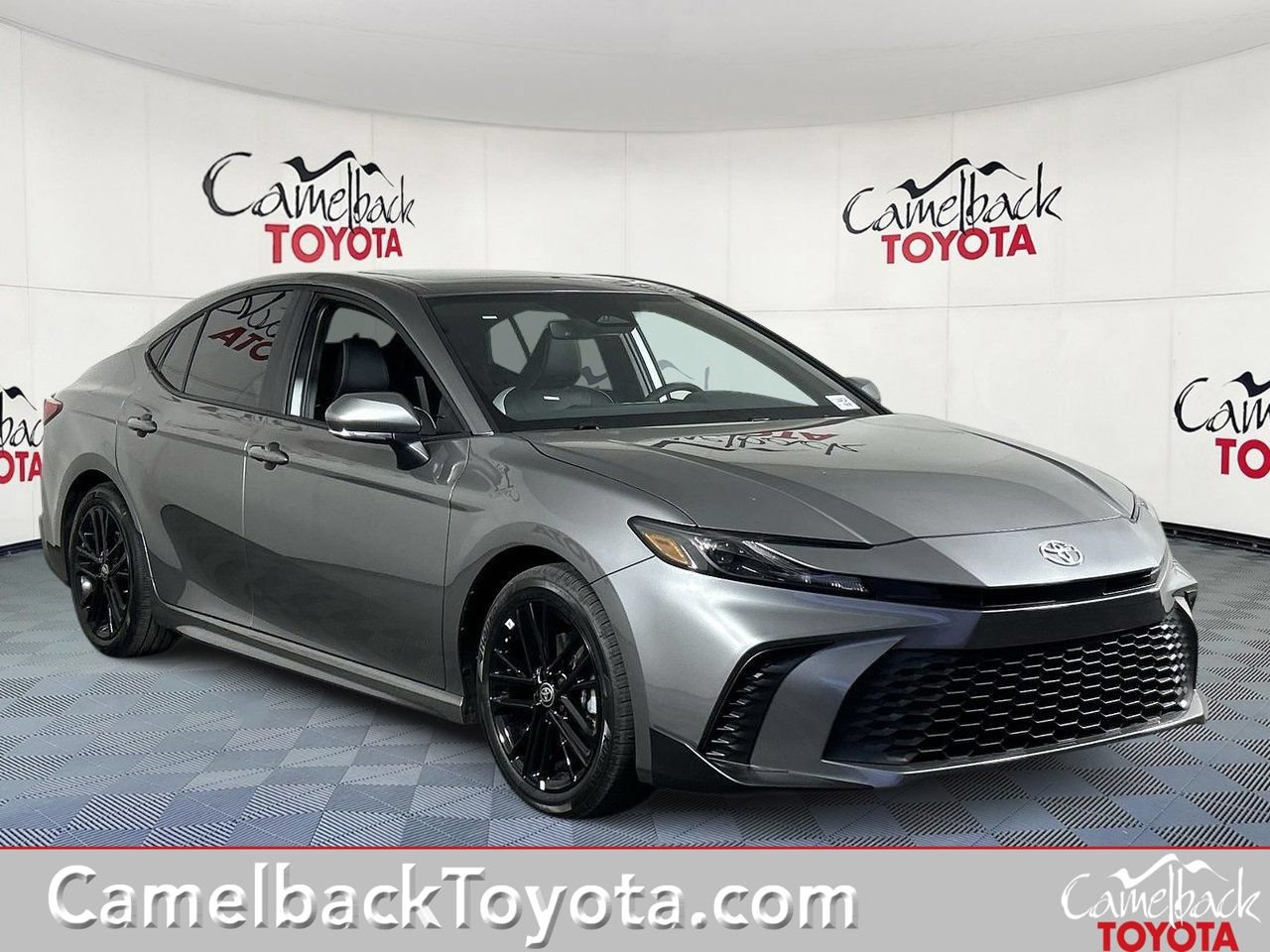 New 2026 Toyota Camry SE w/ Convenience Package