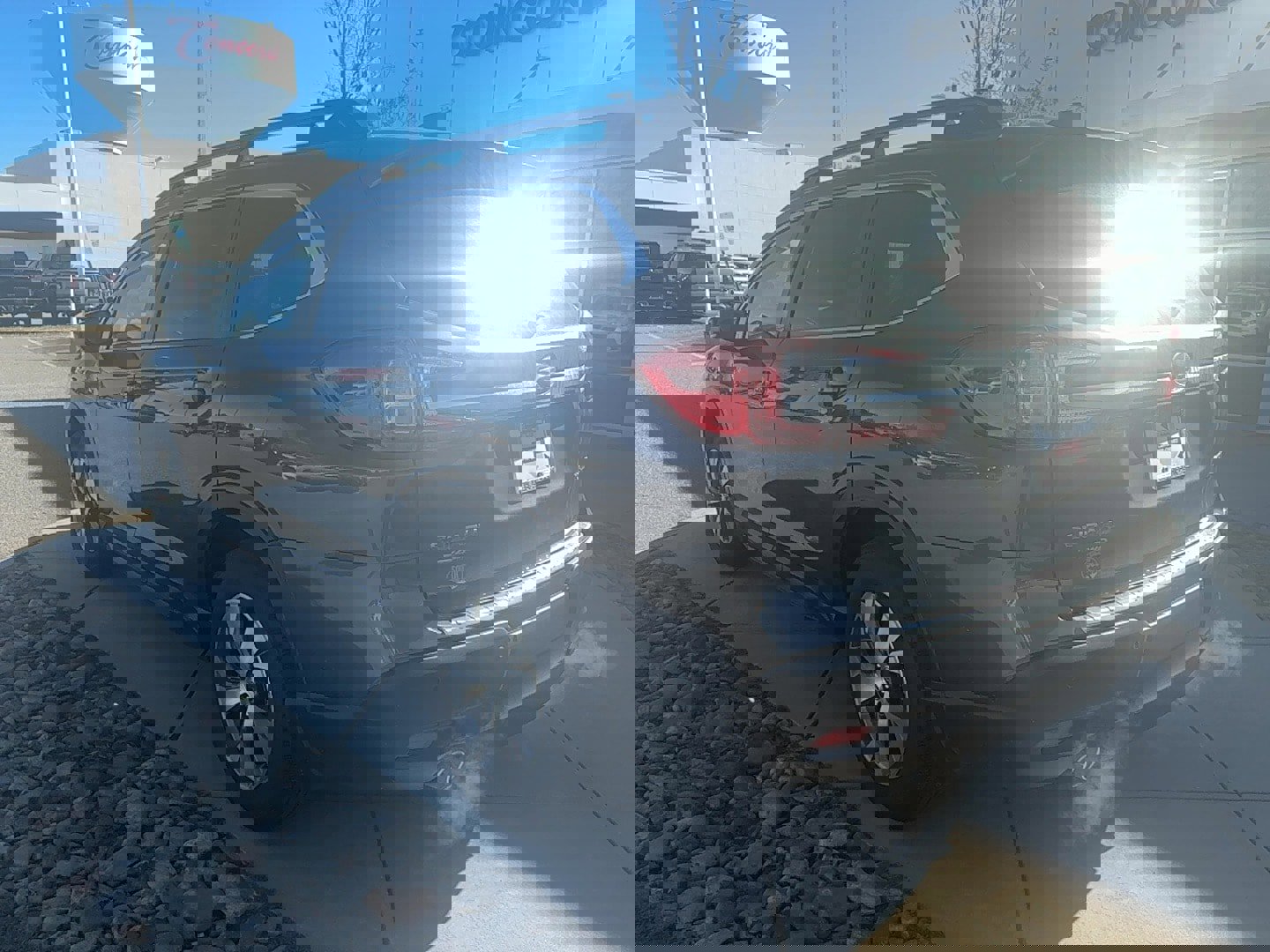 Certified 2025 Subaru Ascent Premium image 8