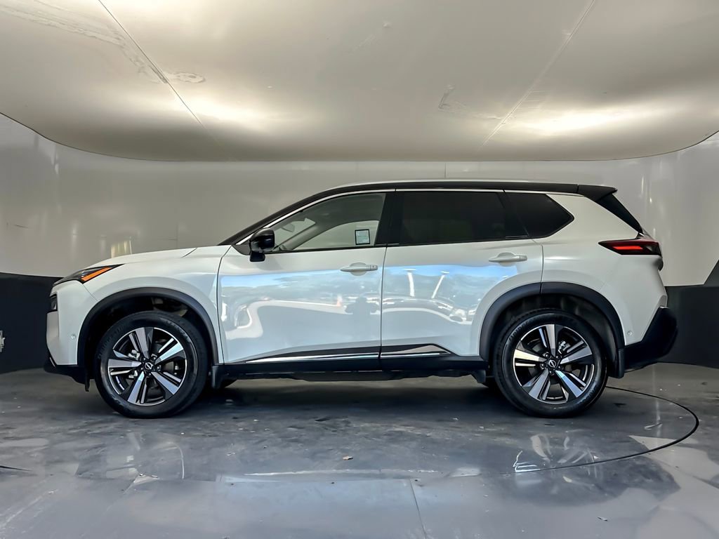 Used 2023 Nissan Rogue SL w/ SL Premium Package image 6