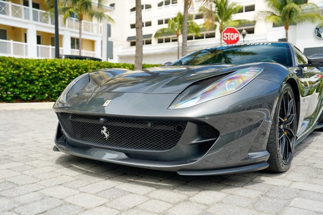 Used 2020 Ferrari 812 Superfast RWD image 45