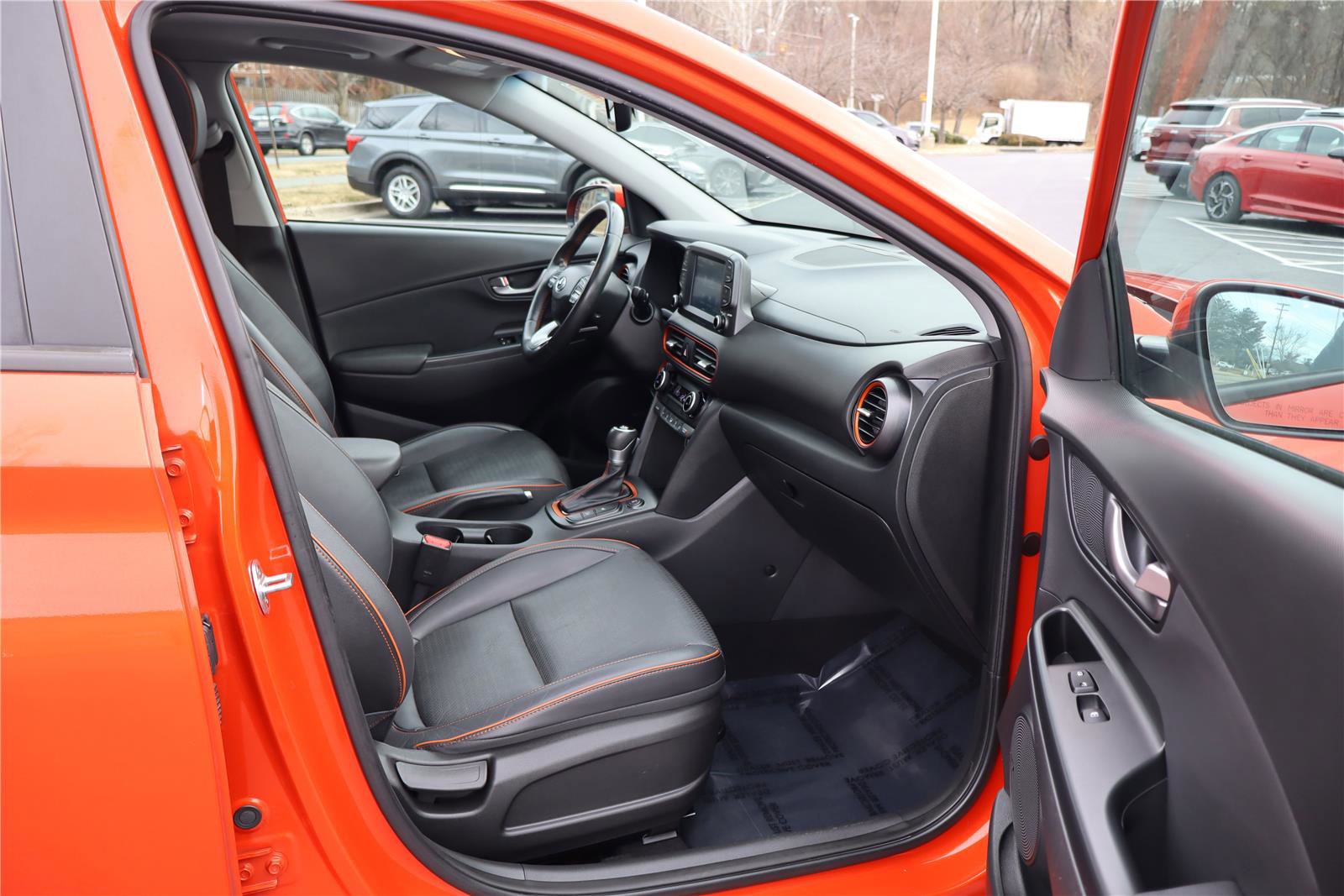 Used 2020 Hyundai Kona Limited image 29